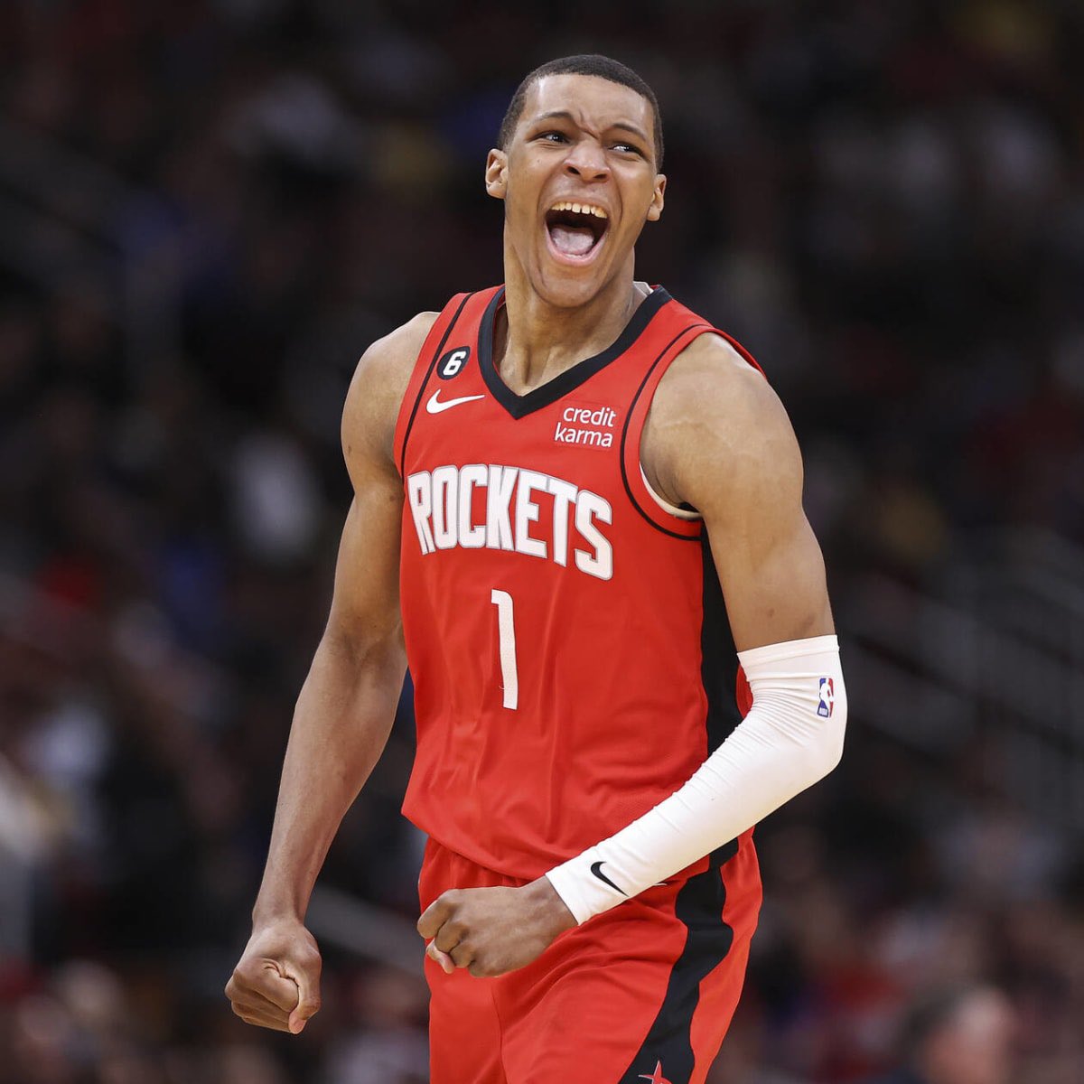 BradeauxNBA's tweet photo. The only teenagers in NBA History to record 500 rebounds and 100 threes in a single season:

Luka Dončić - 563 REB - 164 3PM
Jabari Smith Jr. - 509 REB - 114 3PM https://t.co/EyaqUKjuUL