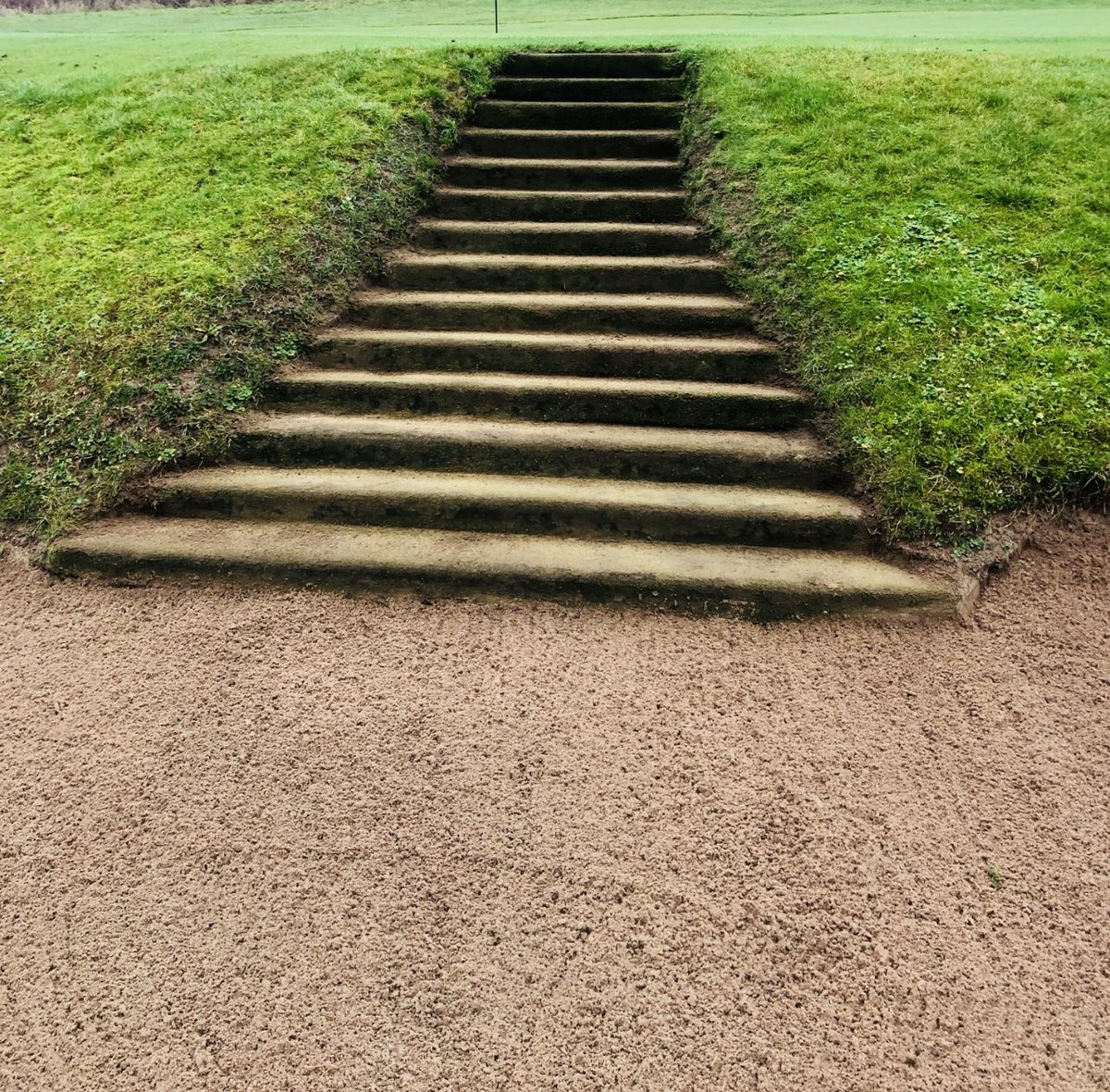 Whenever anyone asks me is greenkeeping a satisfying job. I show them pictures like this 😎. Another nice tidy job ticked off the winter list. Coming to a close now, season nearly here 😁🤙 <a href="/MaestegGreens/">Maesteg greens</a>