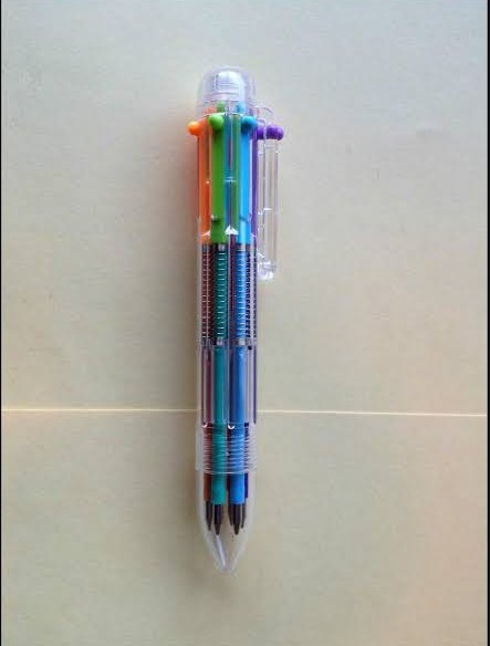 MSDianAbhiii's tweet photo. Did you try to open all the colors of this pen at once or are you normal https://t.co/1HMYsBnePl