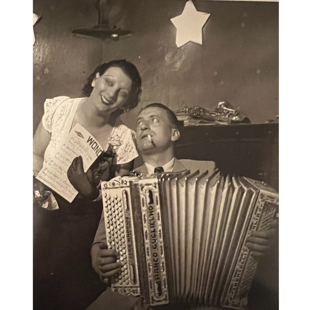 asummersmusic's tweet photo. The good old days!

#MessageFromAndy #AndySummers https://t.co/O8X6uFttRa