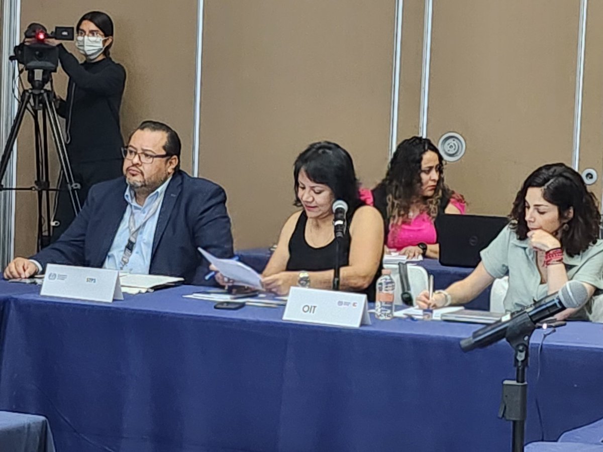 OITMexico's tweet photo. Hoy estamos en #Guadalajara  coordinando la mesa tripartita de diálogo social sobre género y el #Convenio190 En esta mesa se dará seguimiento a lo que se haga en Jalisco para la implementación de este convenio. #VisionZeroFund https://t.co/4ebxrGInic