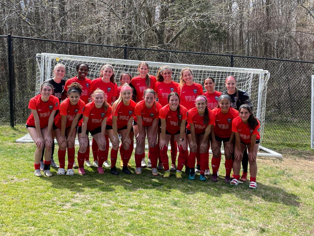vdasoccer's tweet photo. 👏Congrats to the #VDAGirlsECNL 1️⃣9️⃣s who played their final games of the year & of most of their VDA Careers 🔚 This amazing group of players finished their VDA careers exactly as they should, at the top of their group at @jeffcup 🔝
#FutureVDAAlumni #TopOfTheTable #LetsG https://t.co/yz5jouQbcS
