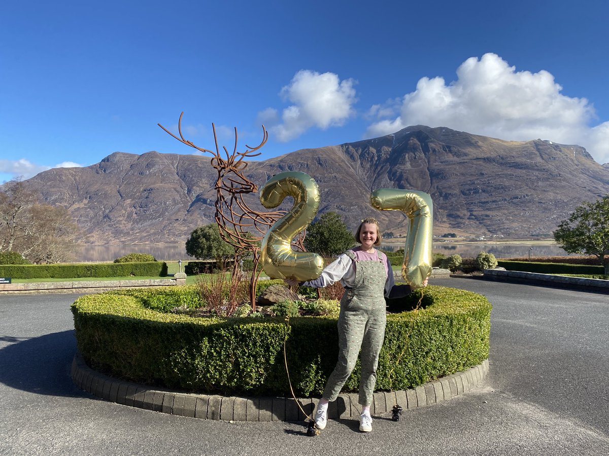 lauz ⋒ tweet media