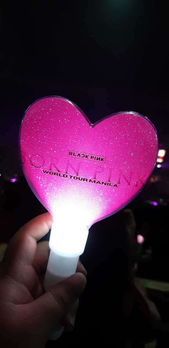 ArizzTiel's tweet photo. Another worth the wait concert of @BLACKPINK  THANK YOU SO MUCH GIRLS! HOPE TO MEET YOU AGAIN ON A GREATER SEAT HUHU. ILY! 🖤💖 

#BLACKPINK
#BLACKPINKMANILA_BULACAN 
#BLACKPINKMANILA_BULACAND2 https://t.co/RMZ6Oq2Fqz