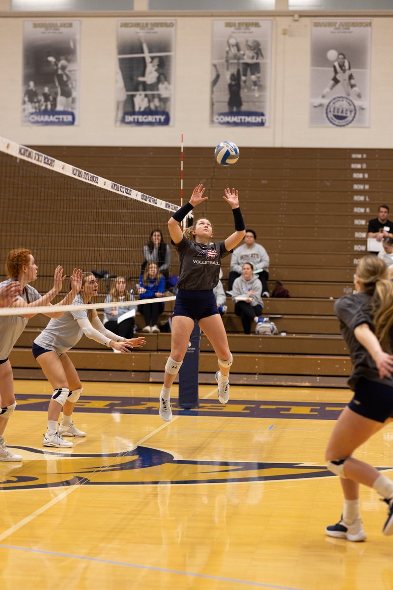 First Coaching Clinic ✅ 

Thank you to all the coaches who came out! 

#GoCatsGo