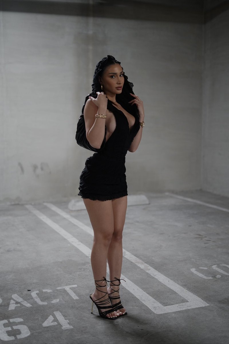 Briana Delgado on Twitter: "Majority of them folded but I’m still solid"