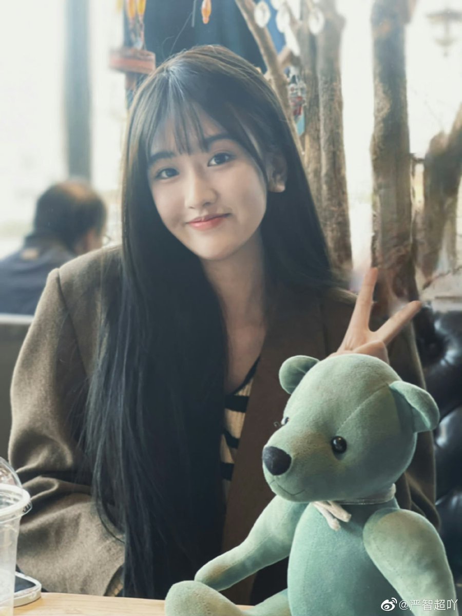 CdramaL's tweet photo. 「📸 | LINDA! #YanZhichao (#HelloMrGu) em novas fotos ❤ https://t.co/HXNCwVeQKl