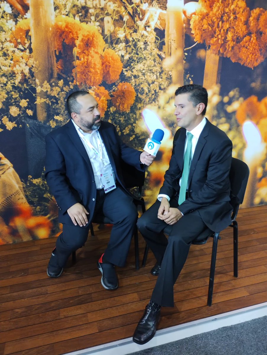 mediaglobal01's tweet photo. Lo que se vive en el @TianguisTurisMX con nuestros clientes dando a conocer sus proyectos a los medios de comunicación https://t.co/29zgeE9GsN