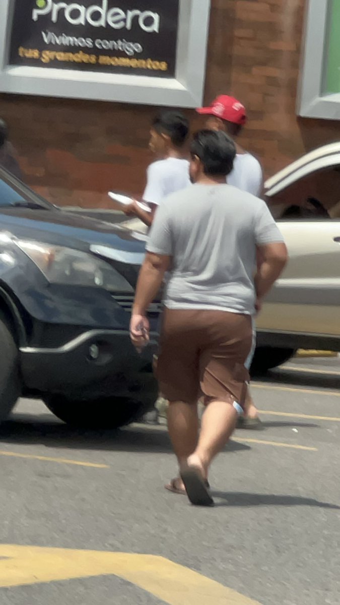 jhonway123's tweet photo. fuck acà en Escuintla se ven pero unos machos machos y sabrosos 🥵 https://t.co/baQNzA9YOU
