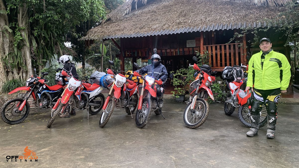 vietnamriders1's tweet photo. Homestaying is an excellent experience for motorcyclists, best in the middle of nowhere. 📡
📲 https://t.co/FmFPvlZa0n
#homestaying #excellentexperience #middleofnowhere #vietnam #xuhuong2023 #trending2023 #moto #tour #rental #honda #XR150L #CRF150L #CRF250L #CRF300L https://t.co/Ulk9WgTCKb