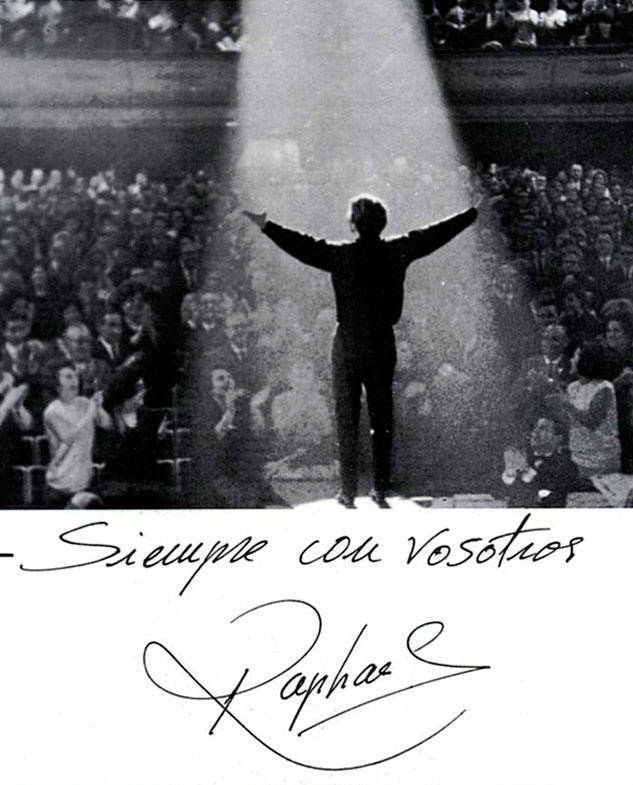 Muchas felicidades, querido <a href="/RAPHAELartista/">𝗥𝗔𝗣𝗛𝗔𝗘𝗟</a> en el  #DíaMundialDelTeatro !! 💐
Eres Gran e Irrepetible Artista de todo nuestro planeta Tierra!🌐
Gracias por tu talento y tu entrega total! Qué sigan los éxitos!👏
Te queremos infinito!💖