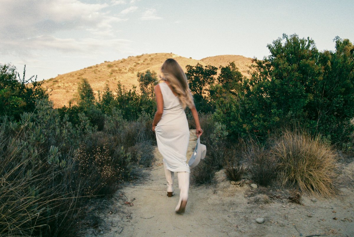 pssst… I’ve got something to tell you this week. Stay tuned 🕊🤍👢👢