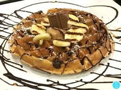 ConsumerSense's tweet photo. 5. Waffles INCaffeinated 

Last but not least is everyone's favorite waffle spot, Waffles INCaffeinated. 

From their sweet Funky Monkey waffle to their chicken &amp; waffles combo, they truly offer something for everyone

...and a variety of delish coffee drinks too https://t.co/toTFgqAxPz