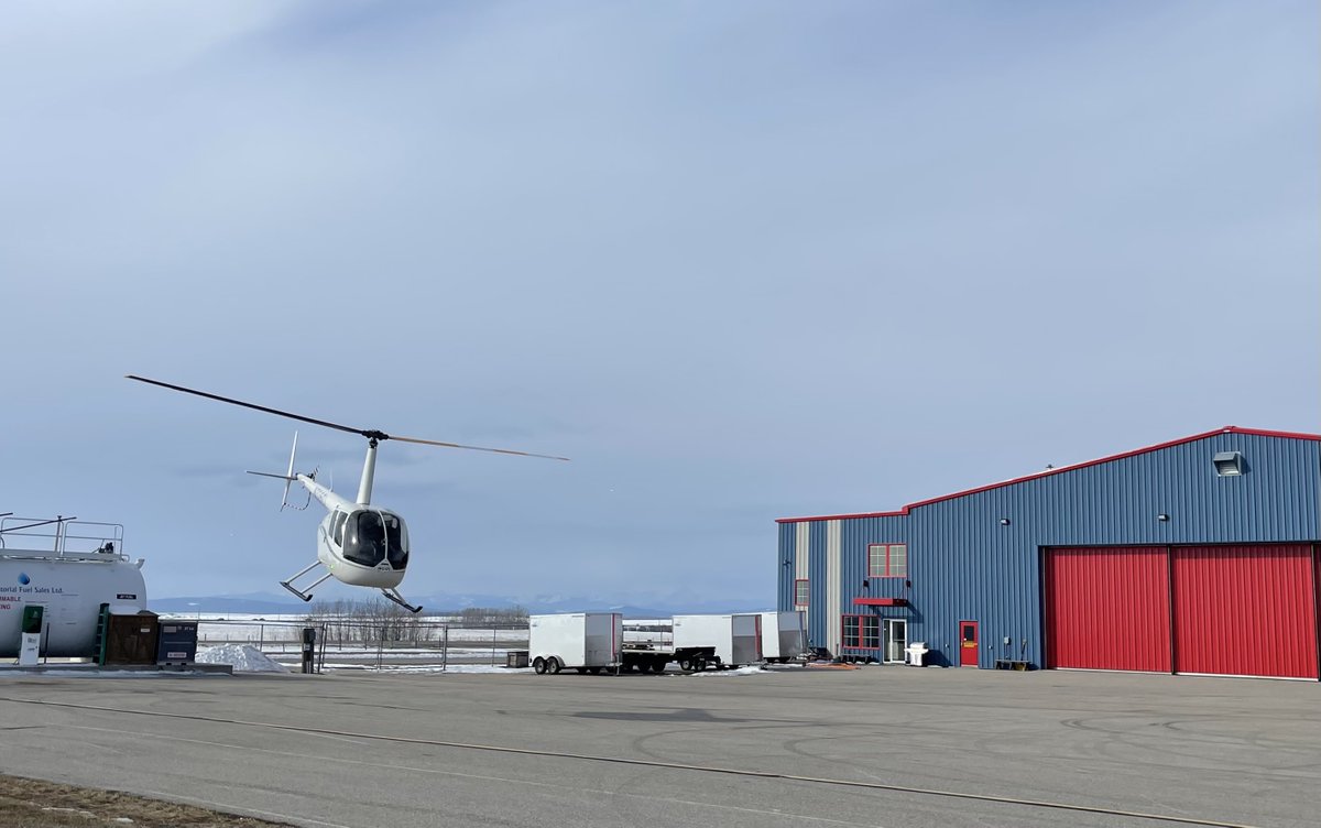 AirsideAviation's tweet image. Another happy Airside Aviation customer received their new R44 today! 

Interested in selling your aircraft? Contact us today for more details! 
Airsideaviation.ca 

#airsideaviation #aviationsales