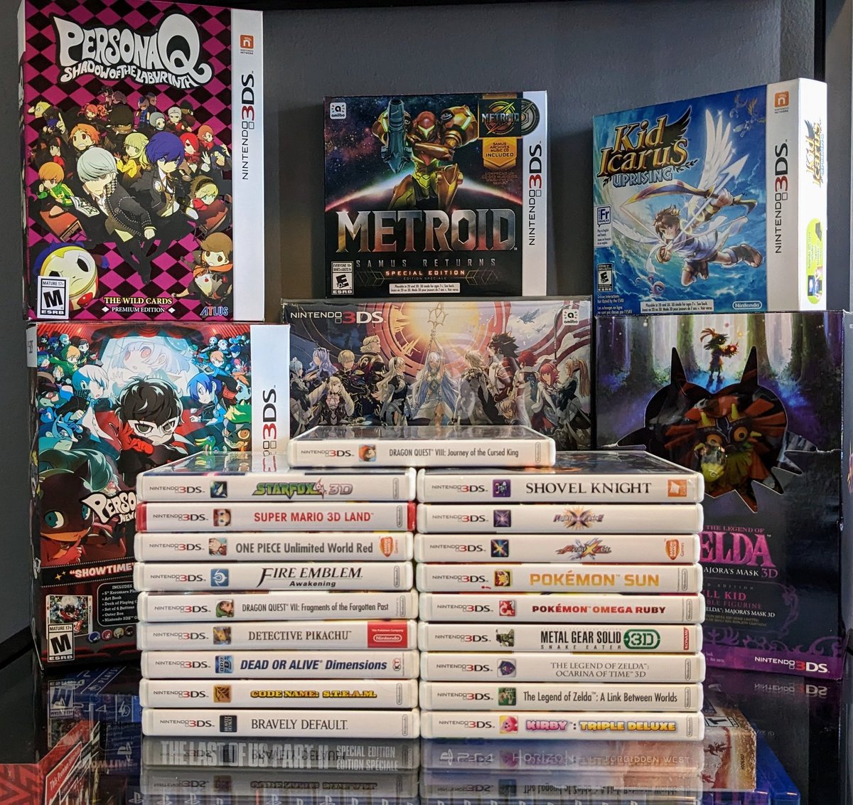 TheRealJimmyJam's tweet image. On boxing Day of 2013. I went to Walmart and purchased a #WiiU Windwaker bundle and a #2DS console with Pokemon Y. The #3DS will always be special consoles to me. I never went anywhere without it. Always hopefully to meet someone and get a new 3D puzzle and coins.