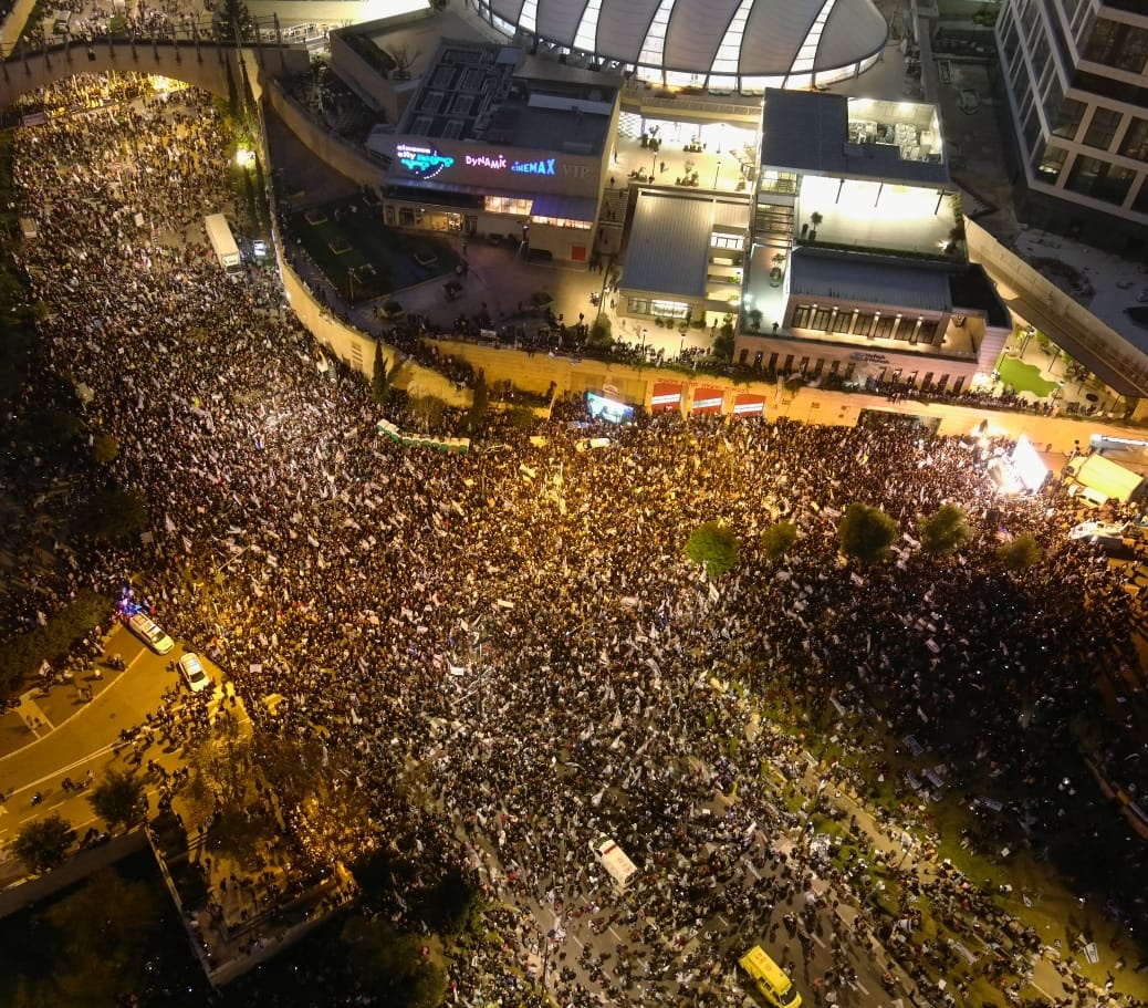 ינון מגל tweet media