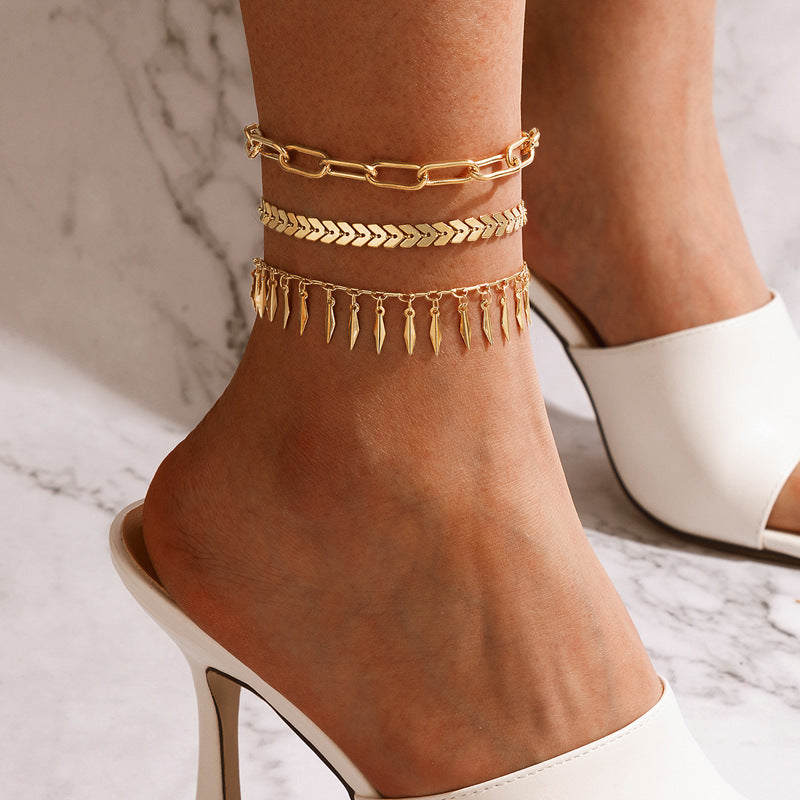 Our anklets are the perfect finishing touch to any outfit.
shopuntilhappy.com/products/simpl…

#jewelryorganizer #jewelryengraving #jewelrysupplier #ankletightness #ankletrousers #ankletdesigns #anklettoering