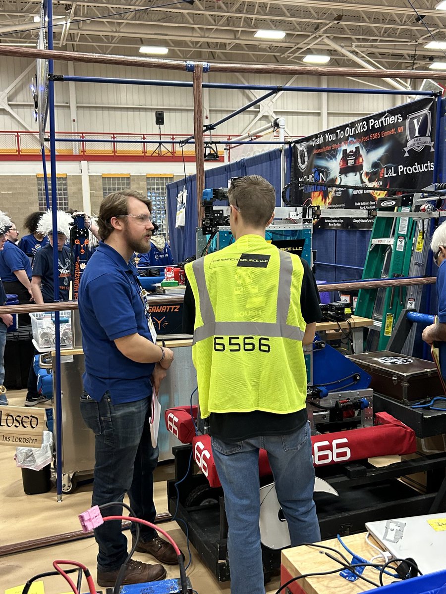 LamphereRobotics6566 tweet media