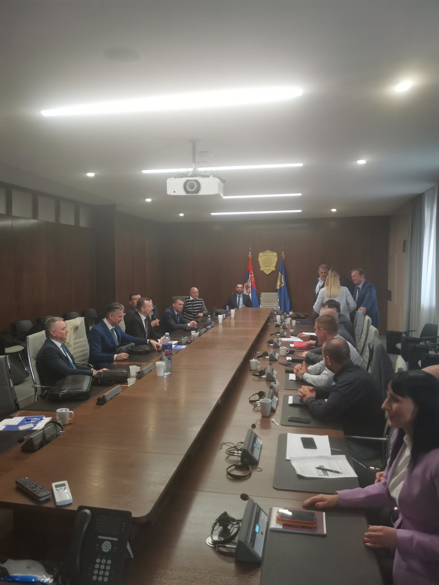 SenadZlatar's tweet photo. Excellent meeting today in #Belgrade between LEAs and prosecutor's office from 🇧🇦 and 🇷🇸 as a preparation for joint international exercise to be held in May in joint efforts to  prevent illegal SALW trade within #2024Roadmap. 🙏 to 🇩🇪🇸🇪🇬🇧🇫🇷🇳🇱🇳🇴 &amp; 🇪🇺. https://t.co/XOjfNmOfCm