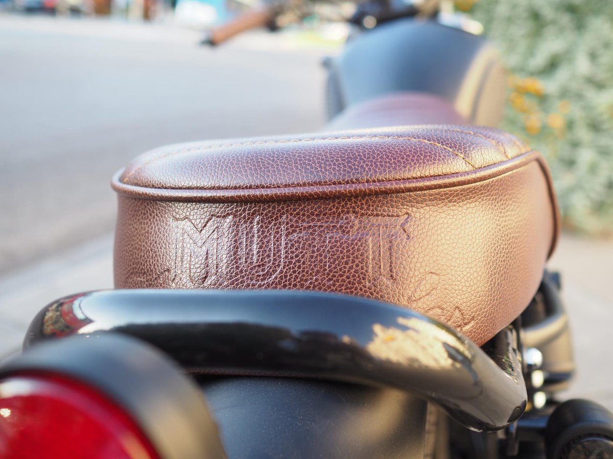 MUTTMOTORCYCLE1's tweet photo. It's time to ride Mutt

#ヒルツ250 
#sabbath250
#hilts250 
#fsr
#mutt #fatsabbath #hilts125 #mutters #muttmotorcycles #rs13 #マットモーターサイクルズ #rs13125 #125bike #caferacer #カフェレーサー #mongrel125 #250ccbike #mastif250 https://t.co/KjDdCZrBwB