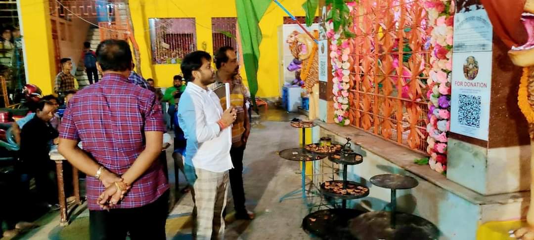 BiswalSouvic's tweet photo. ଶ୍ରଦ୍ଧାଳୁ, ଜନସାଧାରଣ, ଯୁବ ଓ ବରିଷ୍ଠ ନେତୃମଣ୍ଡଳୀ ତଥା ‌କର୍ମକର୍ତ୍ତା ମାନଙ୍କୁ ମୋର ଆନ୍ତରିକ ଶୁଭେଚ୍ଛା ଜ୍ଞାପନ ସହ ଅଶେଷ ଧନ୍ୟବାଦ୍ ଜଣାଉଛି। ଜଗତଜନନୀ ମା'ଙ୍କ ନିକଟେ ସମସ୍ତଙ୍କ ମଙ୍ଗଳମୟ ଓ ନିରାମୟ ଜୀବନ ପାଇଁ ବିନମ୍ର ପ୍ରାର୍ଥନା କରୁଛି।🙏

#MaaChampadei 👏 #Malisahi 💐 #Ranihat #Cuttack https://t.co/PugbJMgemt