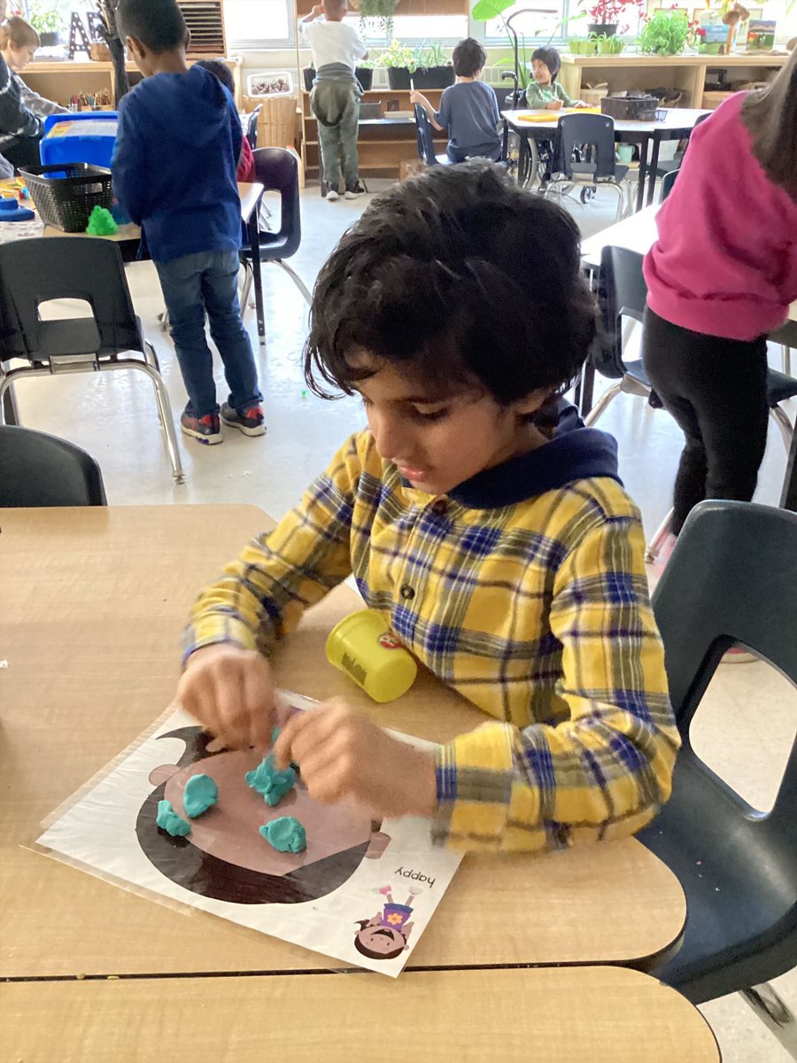 We started our unit of inquiry surrounding #SharingthePlanet”, our class is learning about gestures, tone of voice, and other non-verbal means to communicate and respond. In their play, students used play dough mats to convey different emotions by creating facial expressions.