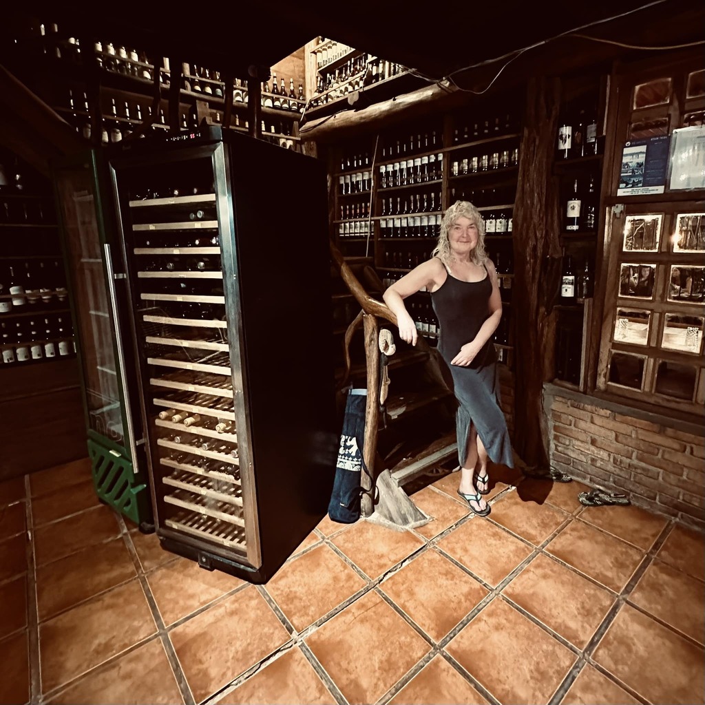 terrydebono's tweet photo. Out last night with my beautiful girl. https://t.co/7CjzQtYpbd https://t.co/Y6PH6y1FhJ