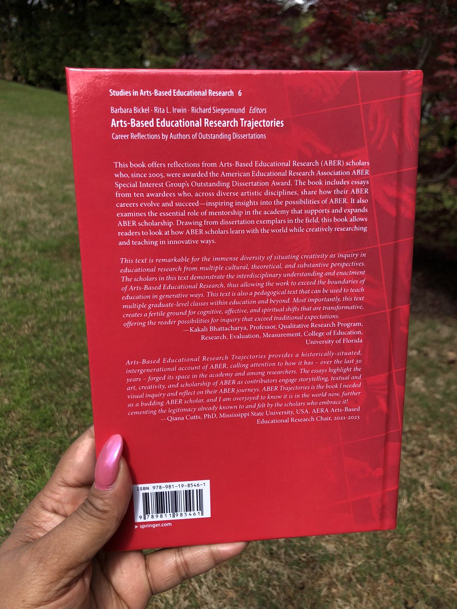 Arts-Based Educational Research Trajectories is here! Celebrating ABER Outstanding Dissertation awardees! I co-endorse this book with past ABER chair @drkakali 💗. Check us out on the back cover and ORDER THIS BOOK! #ArtsBasedEducation #ArtsResearch #ABER 🎭💻🎨📓🖌️💗