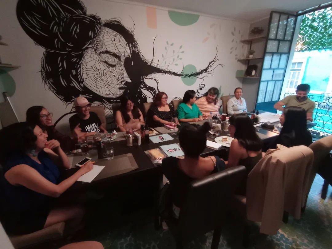 RedFemAtlixco's tweet photo. ¡Marzo aún no termina! Estamos preparando algo muy importante para todas las mujeres poblanas de la mano de la plataforma Abortistas MX 💚💜 sigue nuestras redes para enterarte de todo 🔔👍 
¡La marea verde sigue subiendo!
#mujeresdeatlixco #mujeresorganizadas #abortolegal https://t.co/5wSnglp4iX