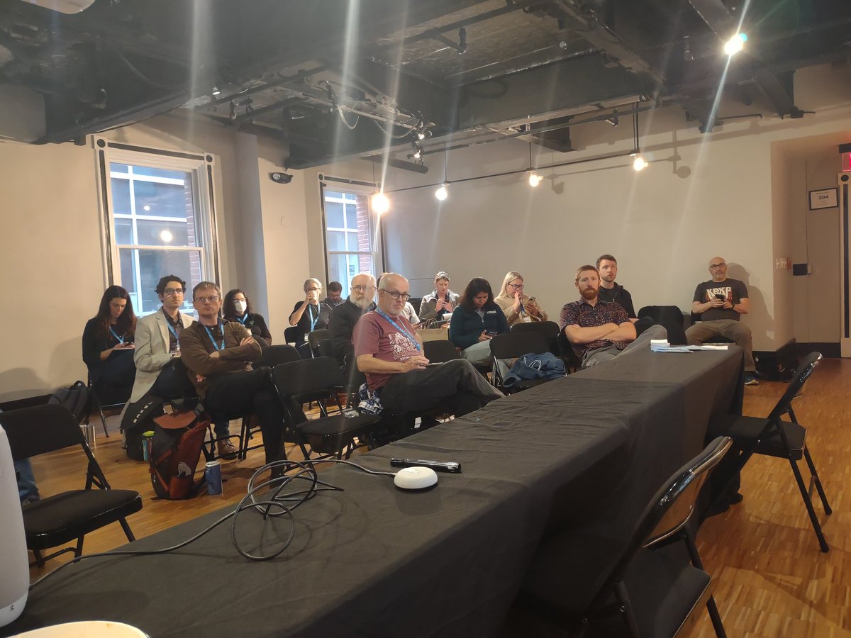 The hybrid #BikeSummit23 in full effect with @BillNesper @rkbtwo and sign language interpreter Steven Hardy-Braz presenting to a full room of in-person attendees and online

Focus on #NRSS and reaching #ZeroTrafficDeaths through advocacy and engagement at the local level