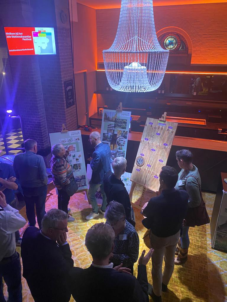 Vanavond vindt het tweede Stationskwartier Festival in ‘t <a href="/speelhuis/">speelhuis</a> plaats. Samen maken we er een bruisend Stationskwartier van! 🎊🚉🌱

Bezoekers komen met goede ideeën en helpen elkaar de verbinding te maken 🤝