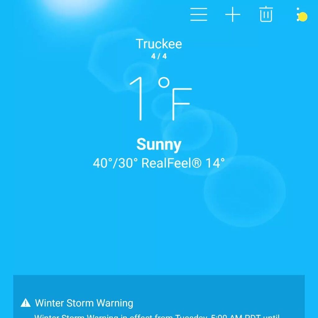 stefreyja's tweet photo. Put a rock outside look at it

 THAT'S your weather today https://t.co/8eomlhcSO2 https://t.co/U4aKZhzgnN