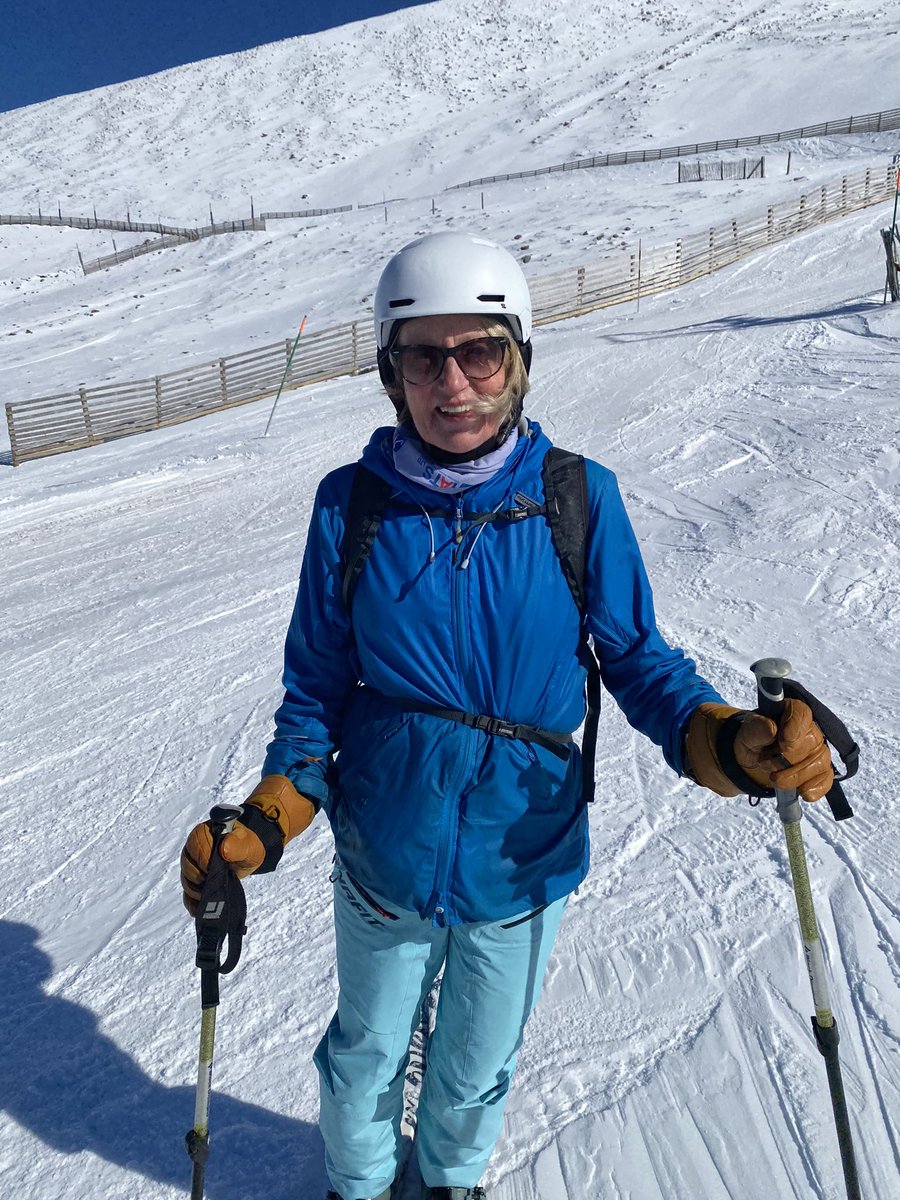 Super nice day ski touring on Cairn Gorm @MTNEQUIPMENT @GORETEXeu