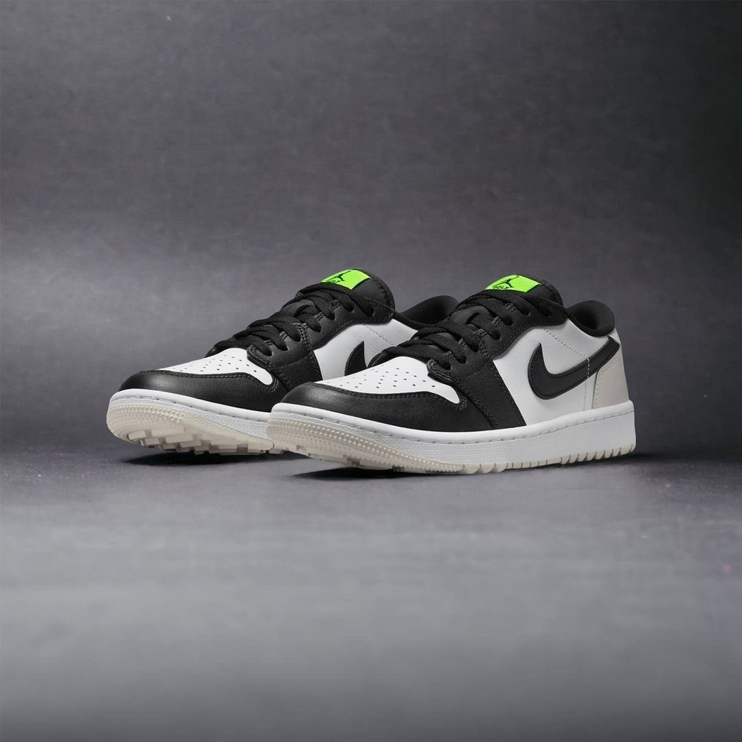 When Monday’s Are This Fresh!!!

#repost• <a href="/scottsdalegolf/">Scottsdale Golf</a> 👀 REVEALED • New Nike AJ1 Low G in White/Black/Volt Green 💚🔋

Coming soon to Scottsdale Golf.

#nike #nikairjordan #airjordan #airjordan1low #jumpman #golffashion #nikegolf #nikegolfshoes #newkicks #golfshoes