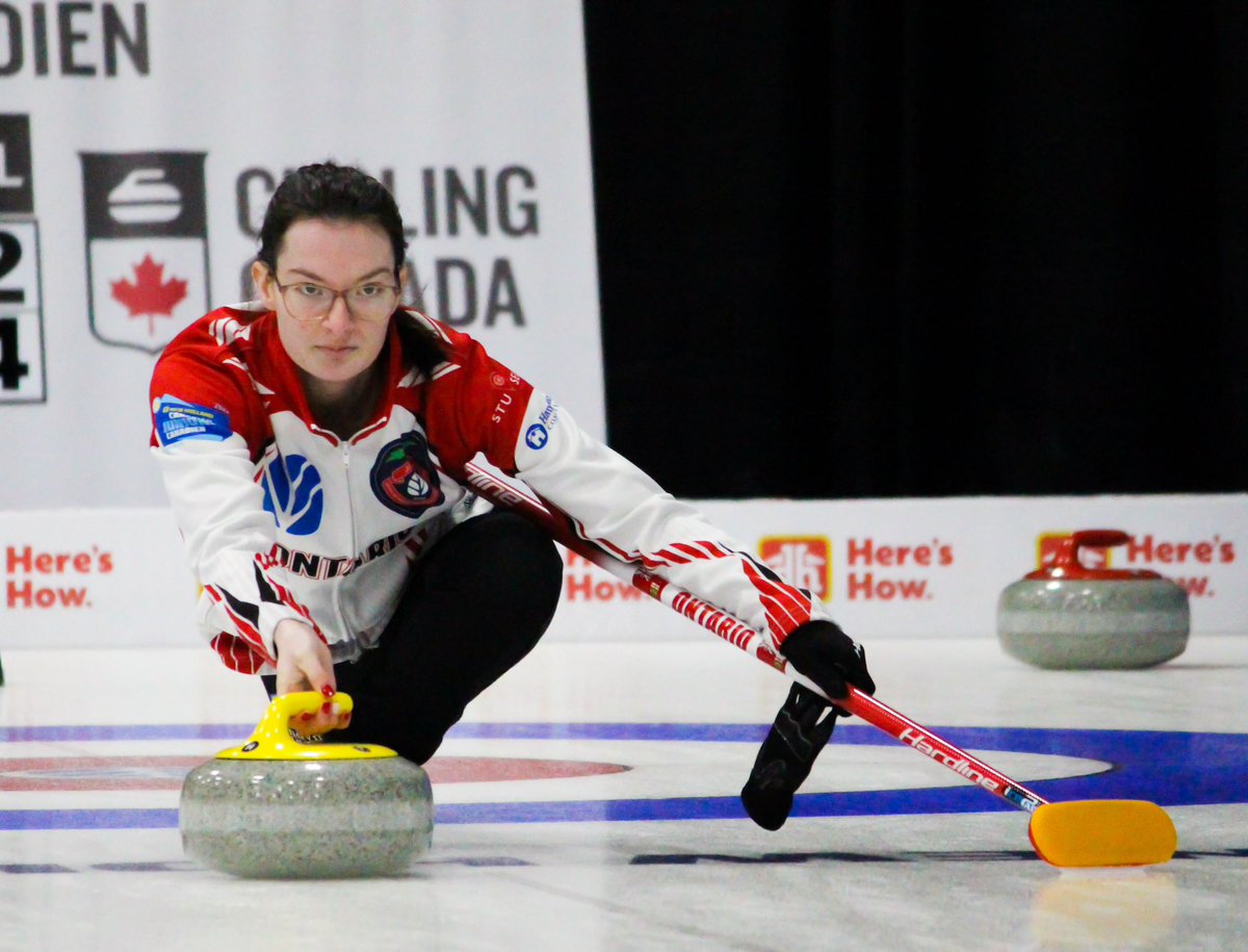 cullenoncurling's tweet photo. 🚨🚨FREE AGENT ALERT 🚨🚨

In what is a first for gossipcurl, @EmilyDeschenes reached out and asked if I’d spread the word she’s ready to play in the women’s ranks next season! Youth Olympian, World Junior B champ AND she’s willing to relocate anywhere and play any position! https://t.co/Ubq83pDJhy