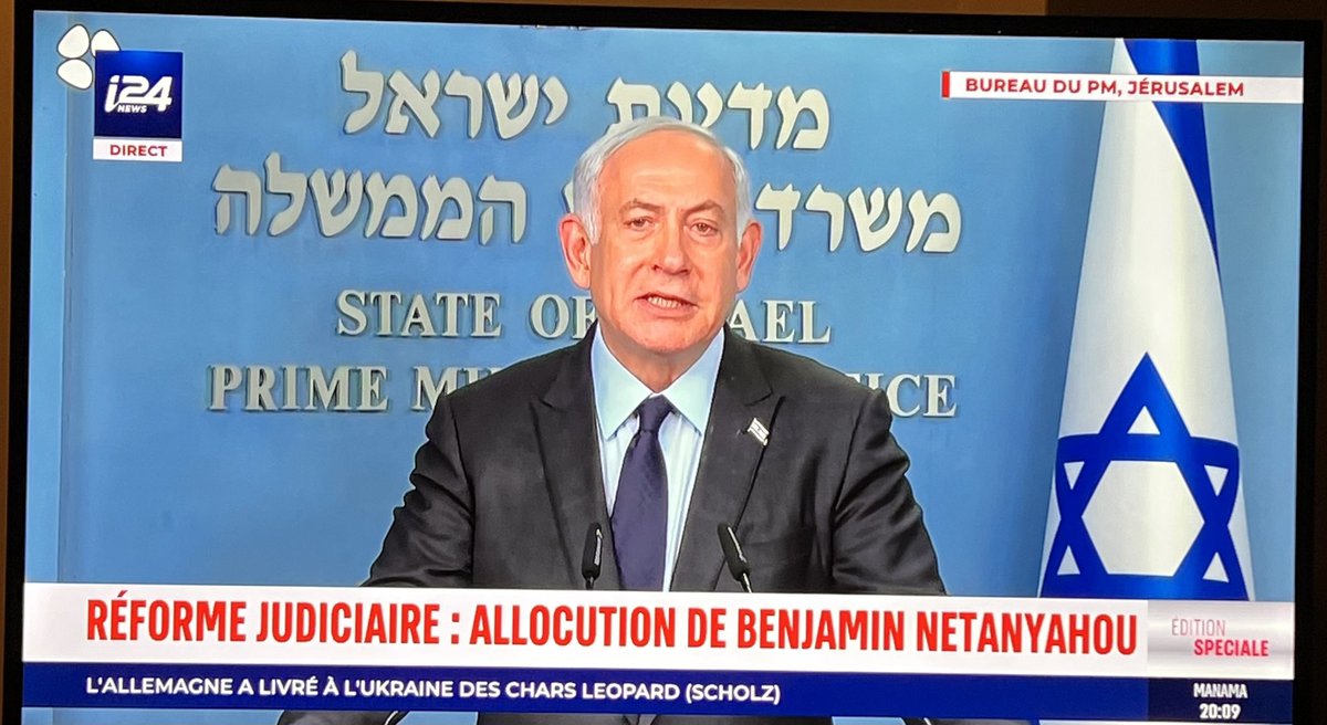 sarahguetta7's tweet image. T un Génie , intelligent et sage , tu es humble vis à vis de ton peuple … ils ont pas gagné ces gauchistes ..#rentrer chez vous maintenant.. 
Oui à la réforme qui est vieille de 72 ans 💋💋❤️🌹🍾🍾