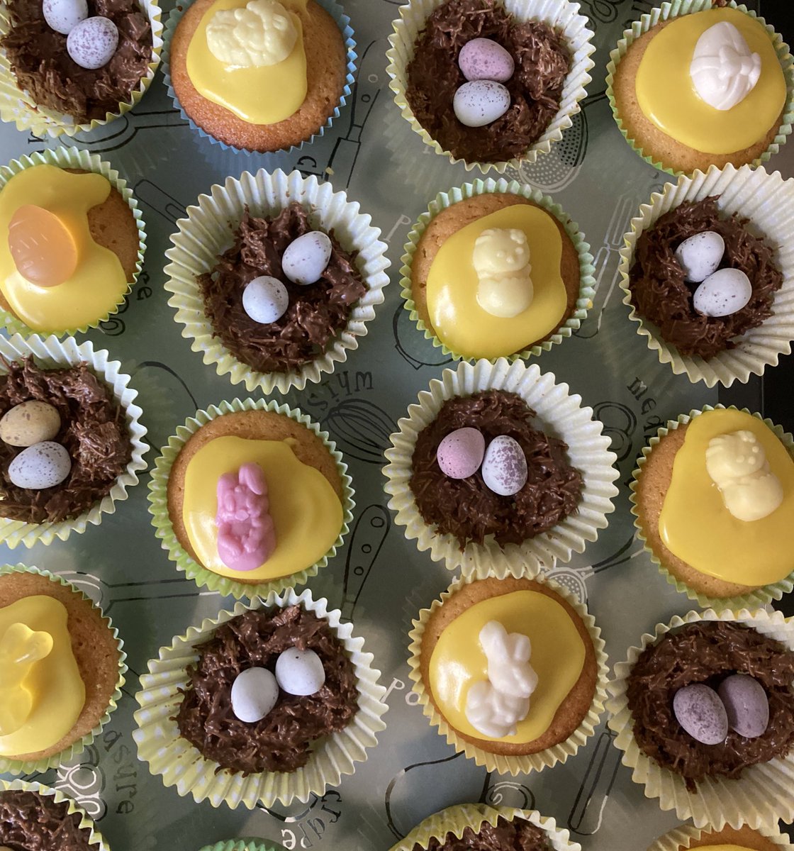 clairenfish's tweet photo. For the final manic Monday bonkers baking session, itβs a chilled childhood Easter baking vibe. Someone else is doing the grown up cakes. Easter nests and random gummy character fairy cakes. What else would you want? #baking #notsobonkersbaking #easterbaking #easternests https://t.co/QBquso17qt