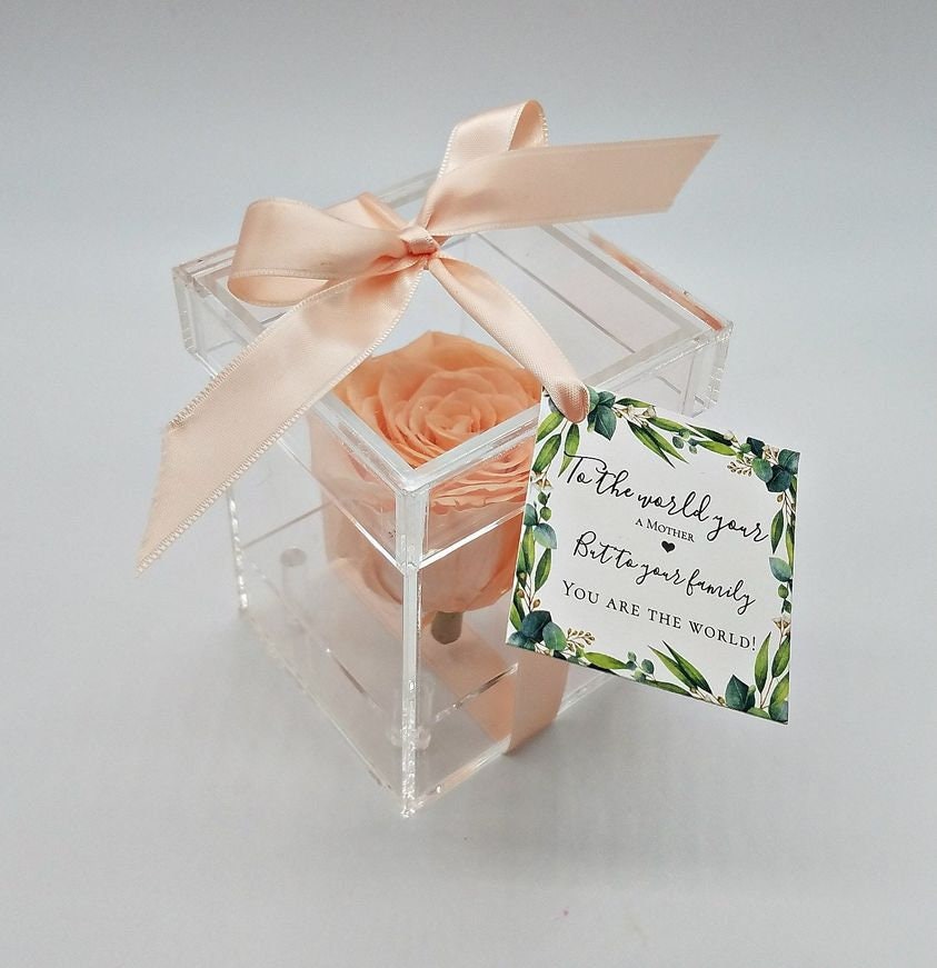 Single preserved rose in acrylic box: Wholesale pricing etsy.me/3LVzoih #momgift #giftformom #mothergiftidea  #mothersday #floral #bridalshower #singlerosebox #giftformother #giftidea #acrylicrosebox #singlerose #rosebox #smallgiftidea #etsy