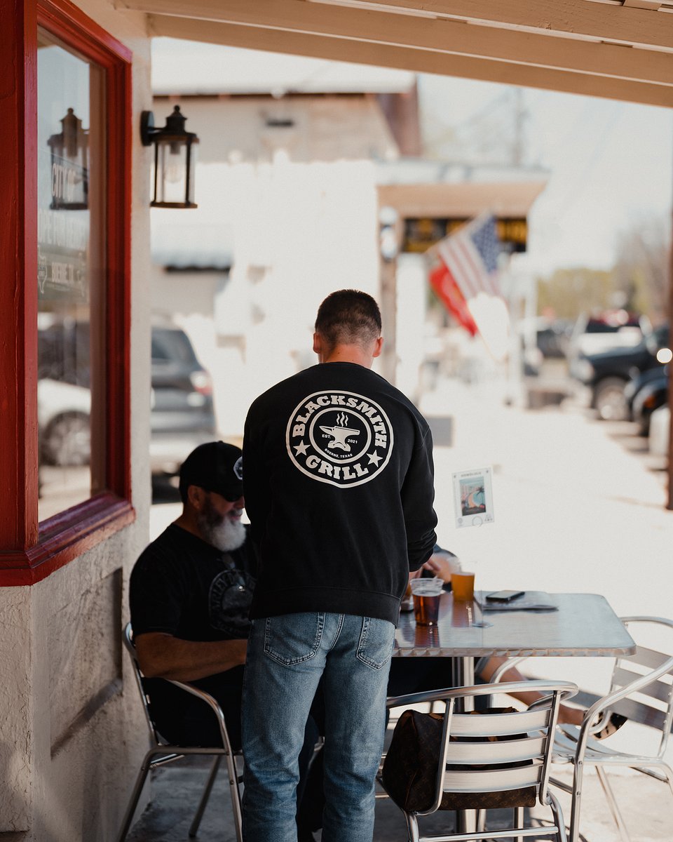 blacksmithgrill's tweet photo. Order at the counter then choose a table - we’ll be right out with your tasty food!

If you can’t make it in you can also order pickup/delivery on our website!

Order online: https://t.co/K97LPjDA2c https://t.co/3jOLJqLWfp