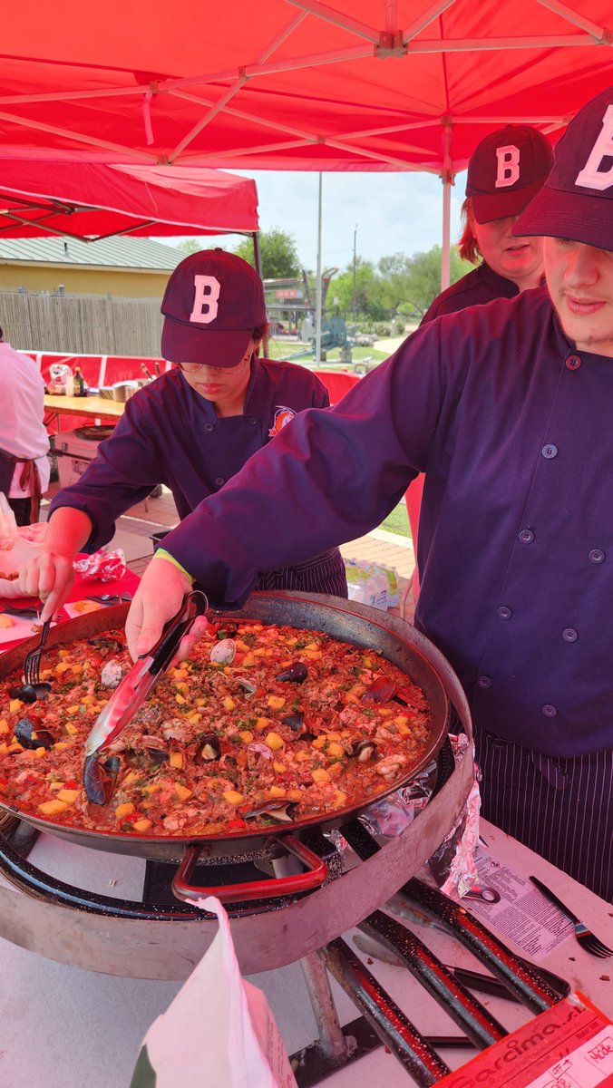 BroncoCulinary's tweet photo. The Brandeis Paella team walked away with a 3rd place in the Paella Challenge this past Sunday! They competed against 11 other teams from all over SA - well done team, your instructor couldn't be prouder! @nisdcte @BrandeisCTE @geriberger08 @PaellaChallenge @NISD @NISDBrandeis https://t.co/vER3siR7zn