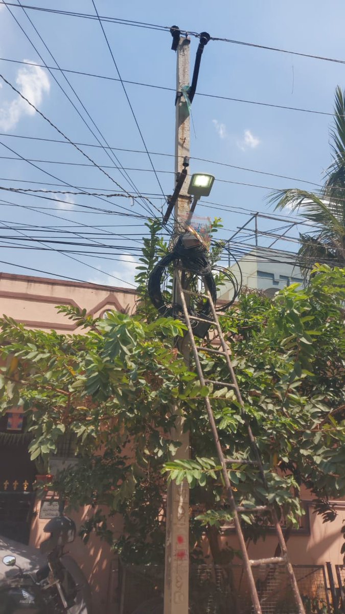 AngothChandras2's tweet photo. @AmitKum37701369 @GHMCOnline @DC_LBNagar Rectified sir @EESL https://t.co/rxrSJpEHl5