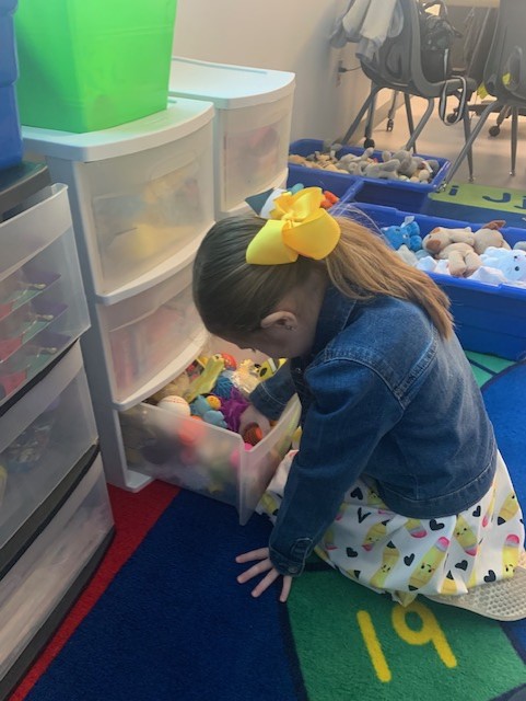 jlquesenberry's tweet photo. Students at NRP are shopping in our new PBIS store. Students can shop in the store for good behavior, less than 5 unexcused absences in the 9 weeks, and no more than 3 tardies. This is our newest incentive to help promote positive behavior and increase attendance. #bc5243 https://t.co/sD0LhslctC