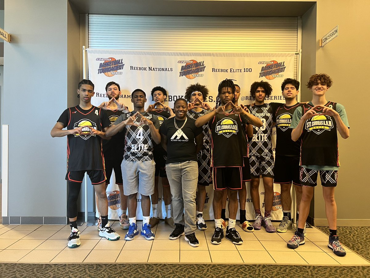 AavvMiguel's tweet image. After a weekend in Kentucky, there Is a Lot of work to do but our strength and heart will light our way to victory Lets go Cobras 🐍✖️🔺
@CoachDStringer @ActionNoMercy 
@HoopsFge @PrepLegacy @KevinMoses38 

Full Highlights here 👇🏼🏀
youtu.be/TSKMrcsECcY