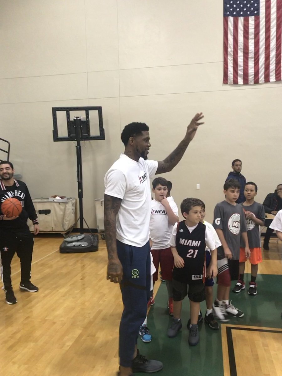 MichaelAksionov's tweet photo. Miami Legend ⚓️ 
20 years.
One team. @ThisIsUD #4DaysOf40 @miamiheat #HEATCulture @TonyHEAT3xWC https://t.co/B9UBmd5meW