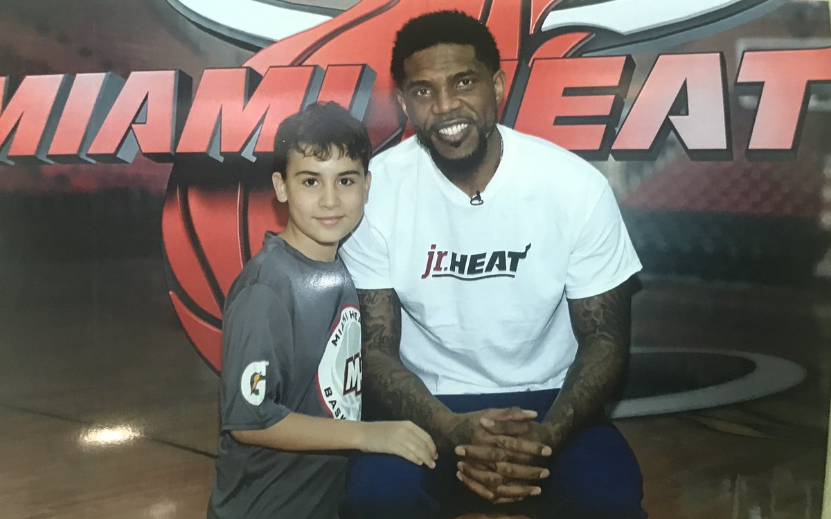 MichaelAksionov's tweet photo. Miami Legend ⚓️ 
20 years.
One team. @ThisIsUD #4DaysOf40 @miamiheat #HEATCulture @TonyHEAT3xWC https://t.co/B9UBmd5meW