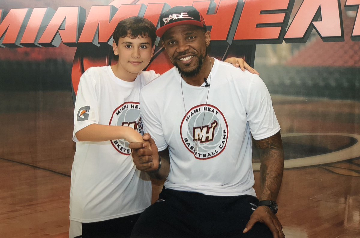 MichaelAksionov's tweet photo. Miami Legend ⚓️ 
20 years.
One team. @ThisIsUD #4DaysOf40 @miamiheat #HEATCulture @TonyHEAT3xWC https://t.co/B9UBmd5meW