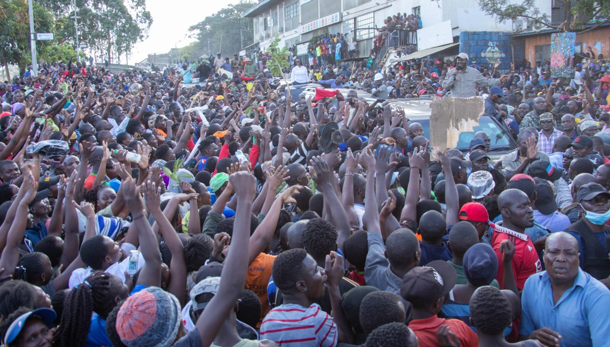 RailaOdinga's tweet image. Under Rigathi's express orders, police brutality against peaceful demonstrators increased today. 

Our resolve, on the other hand, has grown from strength to strength. 

We want to assure the illegitimate regime that we will see them bright and early on Thursday. Nationwide.