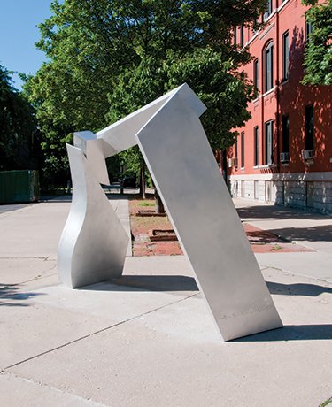 The Oak Park Sculpture Walk is returning this year as part of a year-long outdoor exhibit in the Downtown Oak Park business district. The deadline for submission is this FRIDAY, MARCH 31, 2023. Find the Sculpture Walk guidelines and application at oakparkareaartscouncil.org/public-art/