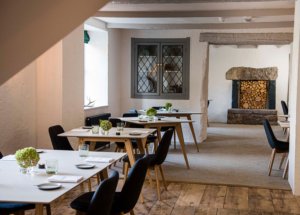 MichelinGuideUK's tweet photo. heft in #NewtonInCartmel is awarded One MICHELIN Star for the depth and originality of their tasting menus served up in a Lakeland pub #LakeDistrict
#MICHELINGuideGBI #MICHELINStar23 https://t.co/p07JS1xmQ3