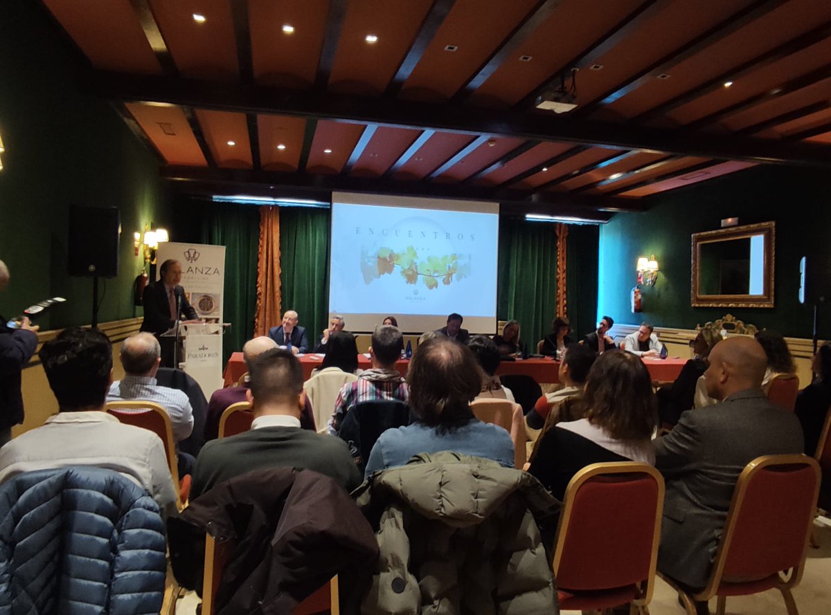 Encuentros de la @rutadelvinoarlanza "Oportunidad para crecer", ha sido un espacio de intercambio de ideas, observación de tendencias,  generación de iniciativas y análisis de experiencias 
@CyLesVida
<a href="/BurgosTur/">Burgos Origen y Destino</a>
<a href="/diputacionPalen/">Diputación de Palencia</a>
<a href="/RVSierraFrancia/">Ruta del Vino Sierra de Francia</a>
<a href="/RutaVinoCigales/">Ruta del Vino Cigales</a>
<a href="/rutasvinoespana/">Rutas Del Vino | ESP</a>